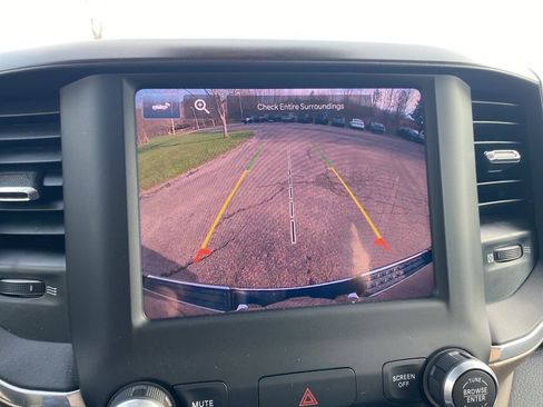 Used 2022 RAM 1500 Laramie image 37