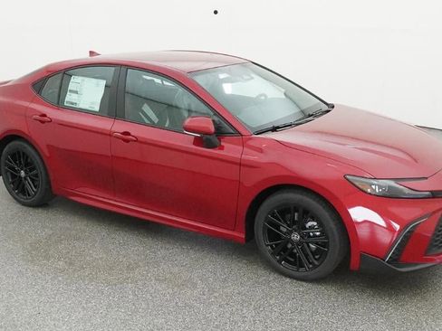 New 2026 Toyota Camry SE FWD image 12