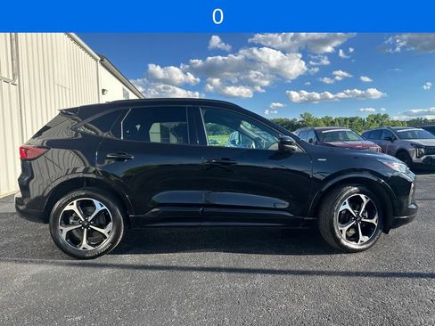 Used 2023 Ford Escape ST-Line Select w/ Tech Pack #2 AWD/4WD image 6