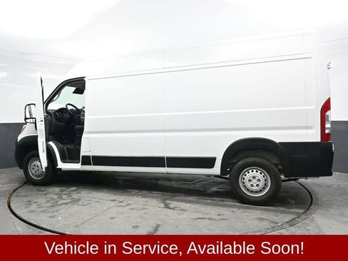 Used 2025 RAM ProMaster 2500 w/ Convenience Group image 41
