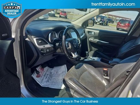 Used 2019 Dodge Journey GT image 31