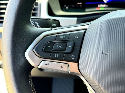 Used 2023 Volkswagen Atlas Cross Sport SE image 16