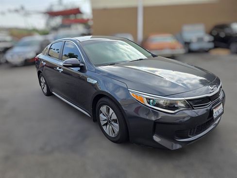 Used 2017 Kia Optima Premium image 3