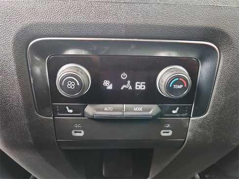 Certified 2024 Chevrolet Tahoe Z71 w/ Luxury Package image 22