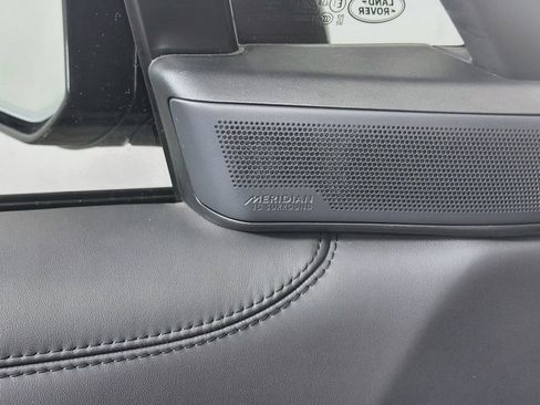 Used 2024 Land Rover Range Rover Long Wheelbase SE AWD/4WD image 19