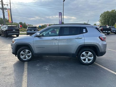 Used 2018 Jeep Compass Latitude w/ Popular Equipment Group image 6