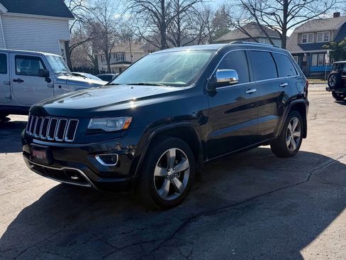 Used 2014 Jeep Grand Cherokee Overland w/ Advanced Technology Group image 2