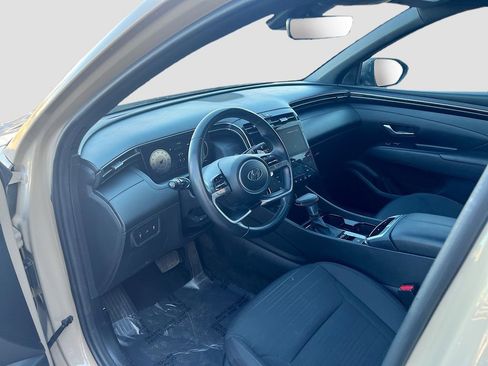 Used 2023 Hyundai Santa Cruz SEL Premium image 9