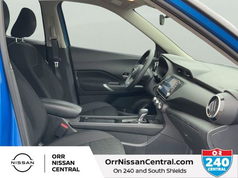 Used 2023 Nissan Kicks SV FWD image 11