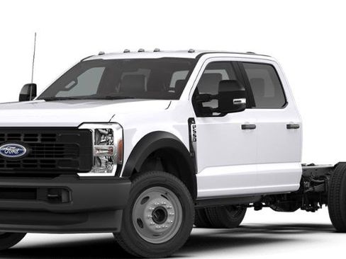 New 2026 Ford F550 4x4 Crew Cab image 2