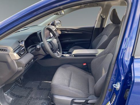 Certified 2025 Toyota Camry LE FWD image 9