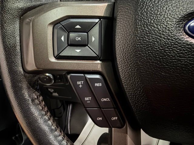 Used 2020 Ford Expedition XLT w/ Equipment Group 202A AWD/4WD image 38