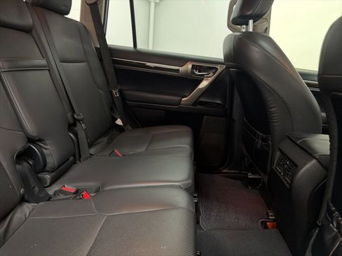 Used 2014 Lexus GX 460 w/ Preferred Accessory Package image 28