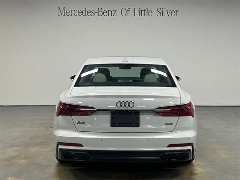 Used 2022 Audi A6 Premium Plus image 4