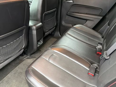 Used 2017 Chevrolet Equinox Premier w/ Enhanced Convenience Package image 12