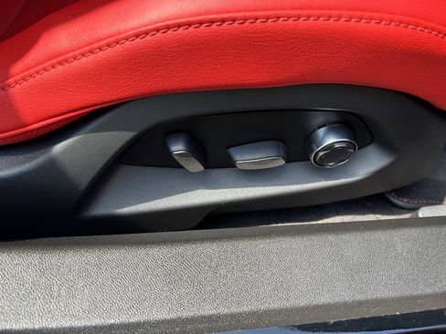 Used 2025 Chevrolet Corvette Z06 image 46