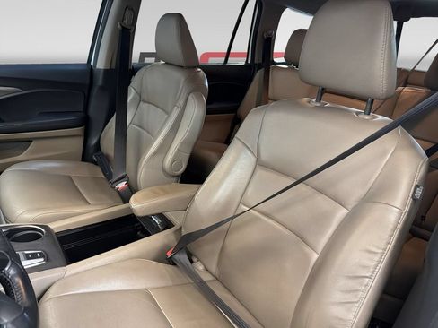 Used 2022 Honda Pilot EX-L image 11