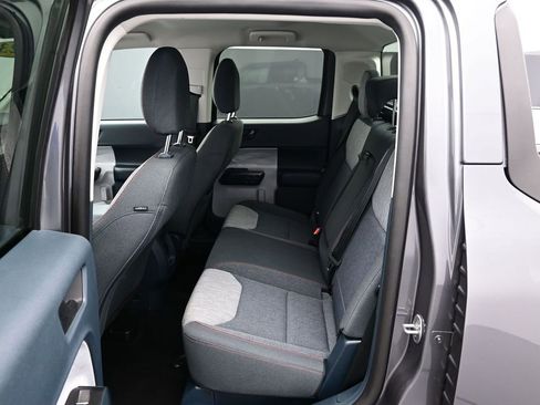 Used 2023 Ford Maverick XLT image 13