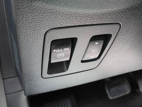 Used 2020 Ford F150 XLT w/ Equipment Group 302A Luxury AWD/4WD image 46