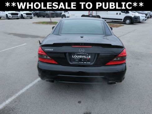 Used 2011 Mercedes-Benz SL 550 image 8