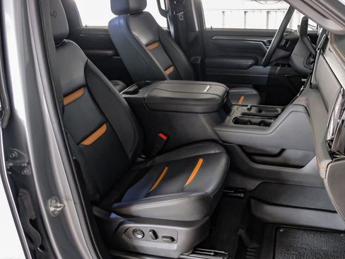 Used 2024 GMC Sierra 2500 AT4 w/ AT4 Premium Plus Package image 30