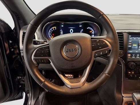 Used 2018 Jeep Grand Cherokee High Altitude AWD/4WD image 10