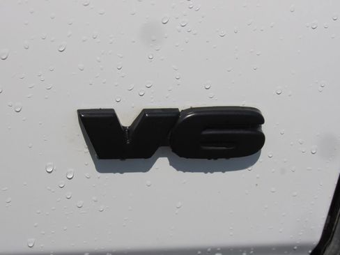 Used 2023 Toyota Tacoma TRD Off-Road AWD/4WD image 11