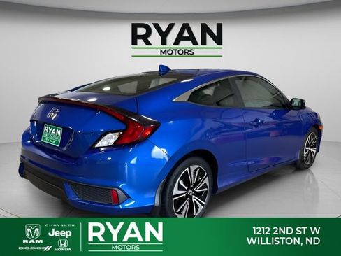 Used 2017 Honda Civic EX-L image 3