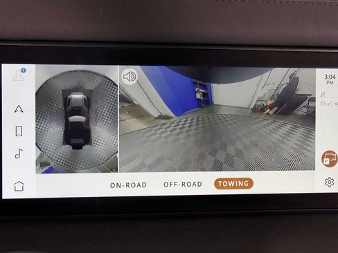 Used 2023 Land Rover Defender 90 S image 65