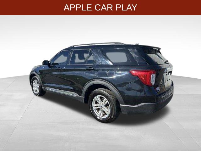 Used 2023 Ford Explorer XLT AWD/4WD image 5