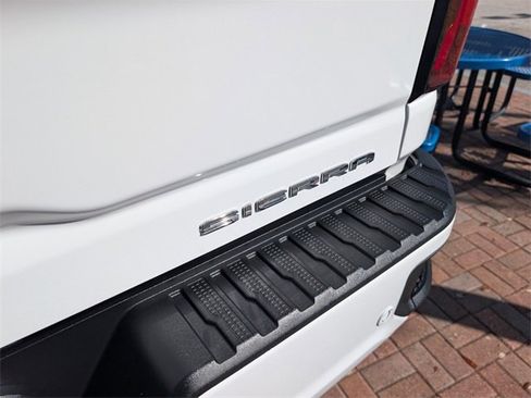 Used 2025 GMC Sierra 3500 Denali Ultimate image 18