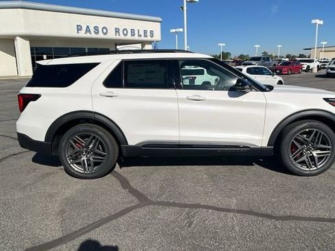 New 2026 Ford Explorer ST w/ Sun And Sound Package image 2