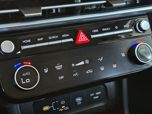 Certified 2025 Hyundai Tucson SEL AWD/4WD image 21