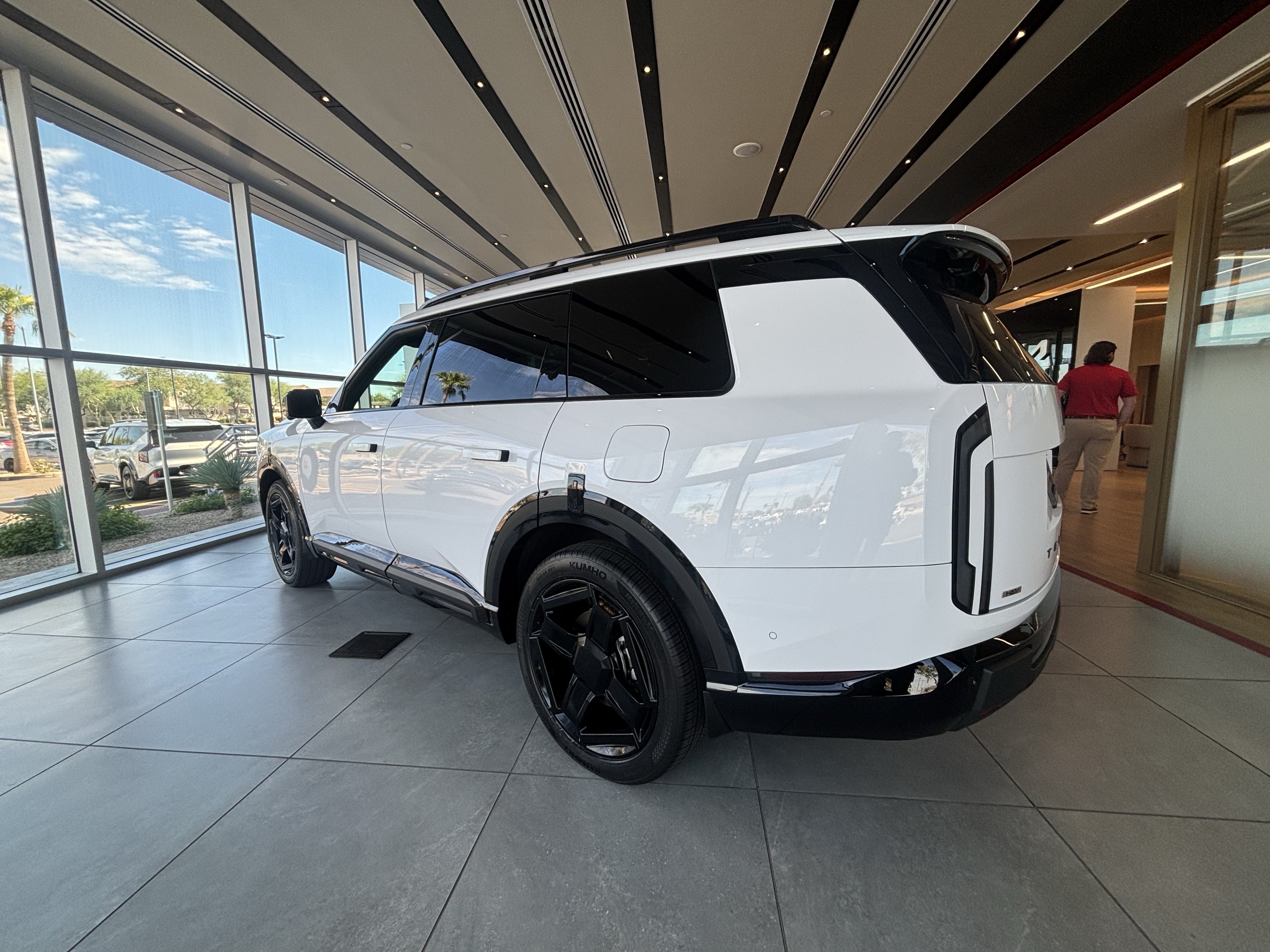 Certified 2027 Kia Telluride X-Line SX Prestige AWD/4WD image 4