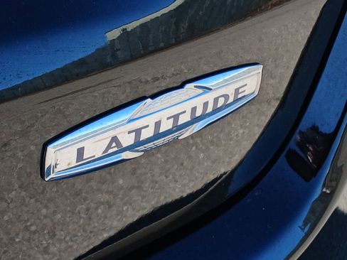 Used 2022 Jeep Compass Latitude w/ Convenience Group image 26