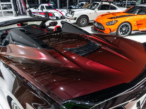 Used 2021 Chevrolet Corvette Stingray Premium Conv w/ Z51 Performance Package image 42