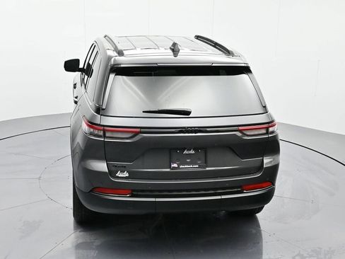 New 2025 Jeep Grand Cherokee Altitude image 35