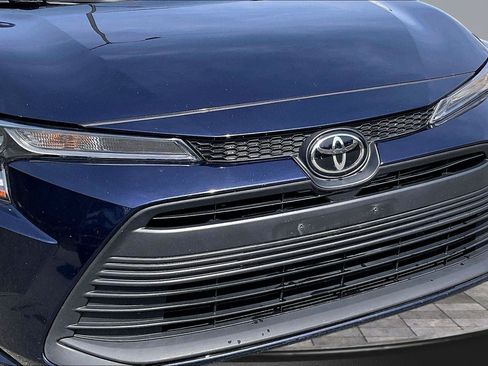 Used 2024 Toyota Corolla LE FWD image 28