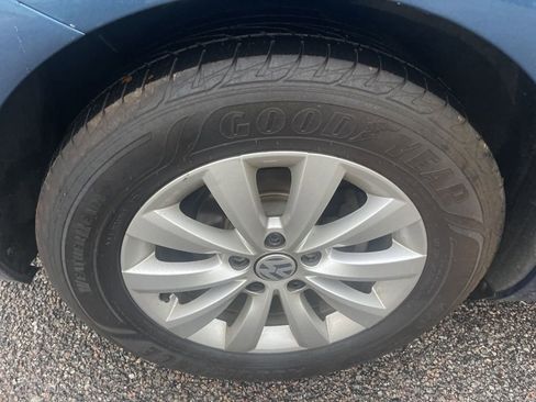 Used 2019 Volkswagen Beetle 2.0T S image 16