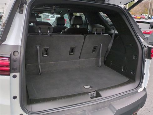 Certified 2023 Chevrolet Traverse RS image 28