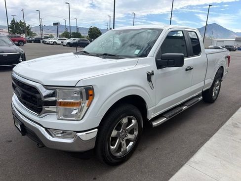 Used 2021 Ford F150 XLT w/ Trailer Tow Package AWD/4WD image 3