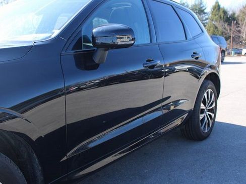 Used 2025 Volvo XC60 B5 Plus image 45