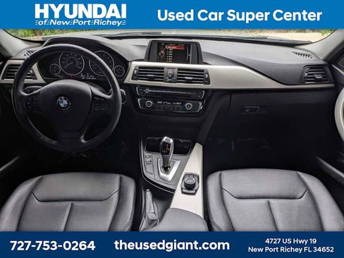 Used 2016 BMW 320i Sedan RWD image 15