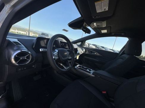 New 2026 Chevrolet Equinox EV LT w/ Comfort Package AWD/4WD image 10