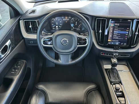 Used 2019 Volvo XC60 T6 Inscription AWD/4WD image 17