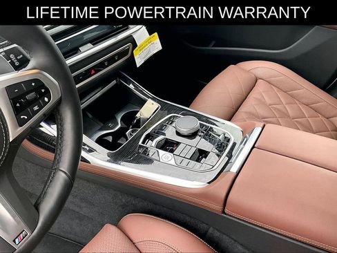 Used 2025 BMW X7 xDrive40i w/ M Sport Package image 14