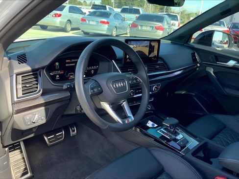 Used 2025 Audi SQ5 Premium Plus image 18