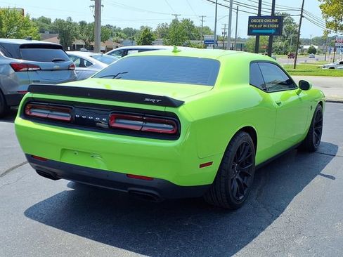 Used 2015 Dodge Challenger SRT Hellcat RWD image 3
