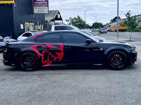 Used 2019 Dodge Charger SRT Hellcat w/ Harman/Kardon Audio Group RWD image 5