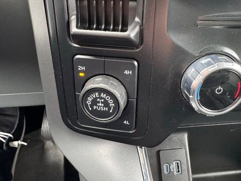 Used 2024 Ford F150 XLT w/ Mobile Office Package image 22